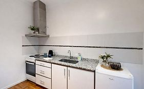 Ana Rent Departamento Moderno, Equipado full ,en San Isidro punto medio Tigre River y Tecnopolis
